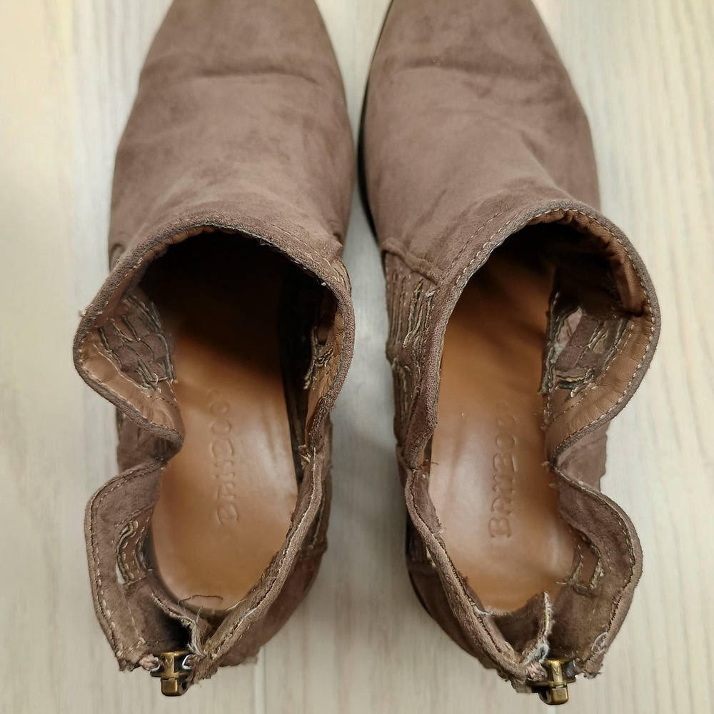 BAMBOO Womens Sadie-35S Size 6 Ankle Booties Brown Cuban Heel Zip Up‎ Geometric - Picture 7 of 10